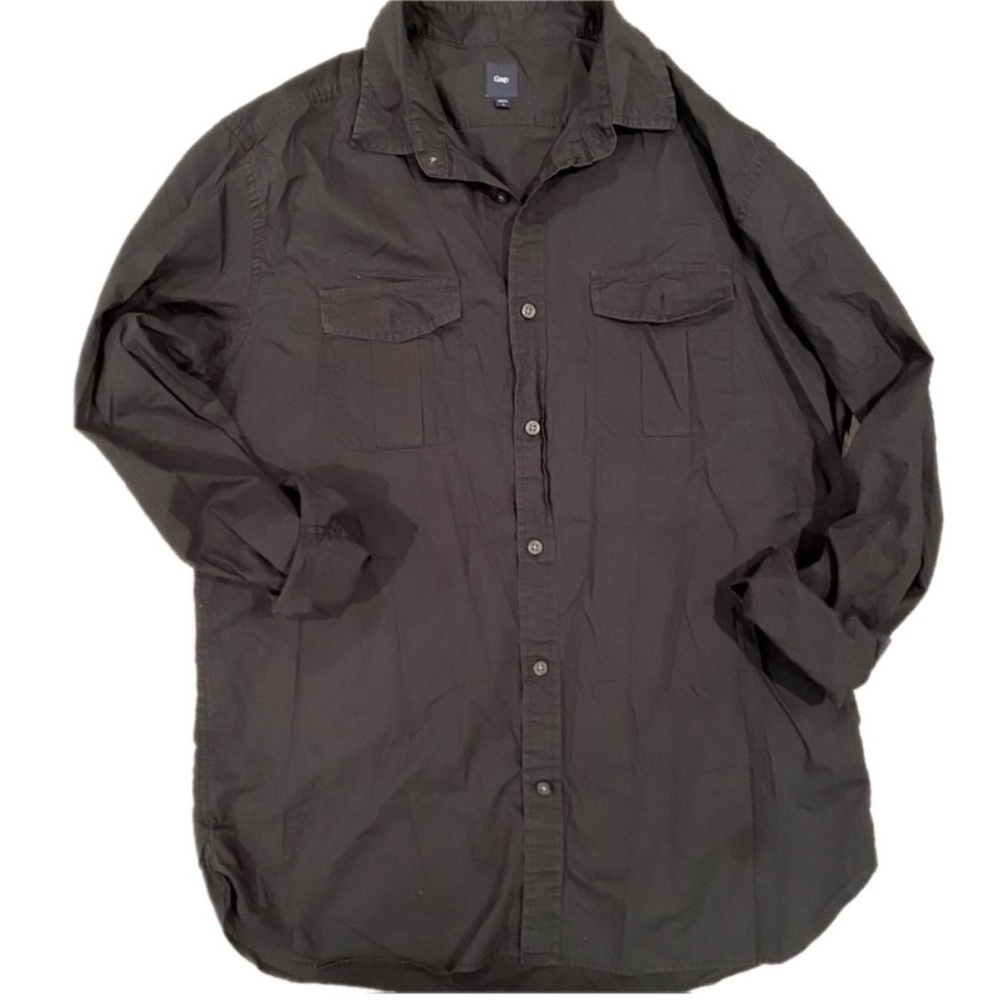 Black gap button down
